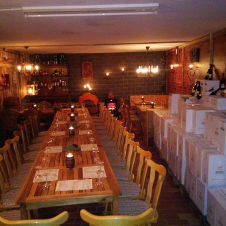 Ferienweinhaus Roemer-Knodt เคิร์ฟ ภายนอก รูปภาพ
