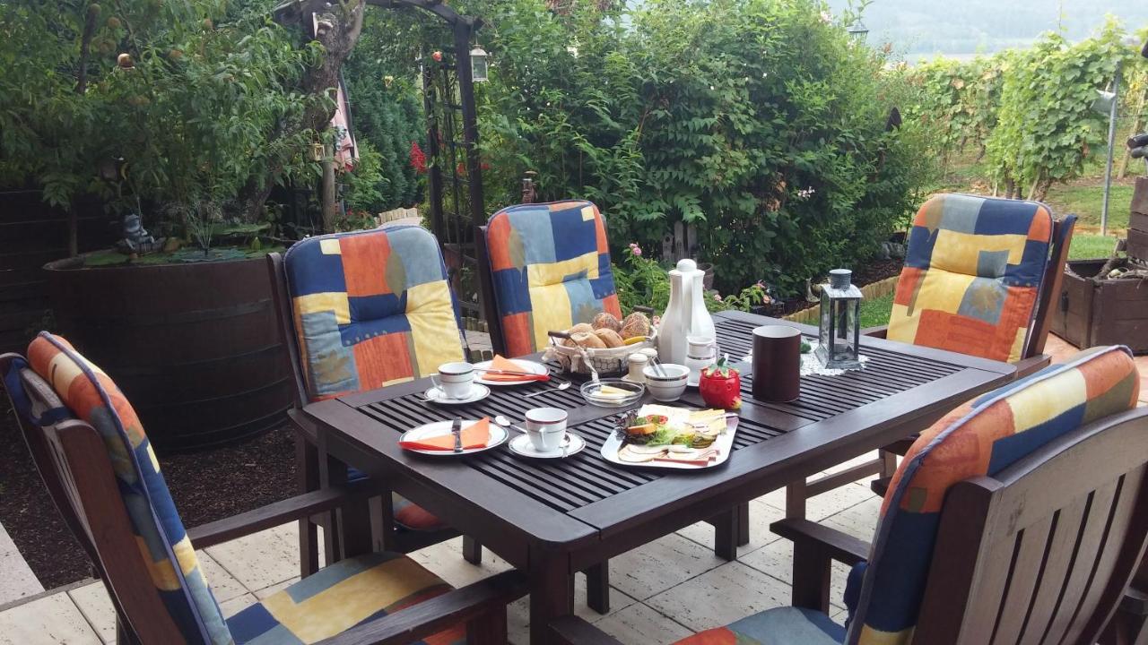 Ferienweinhaus Roemer-Knodt เคิร์ฟ ภายนอก รูปภาพ