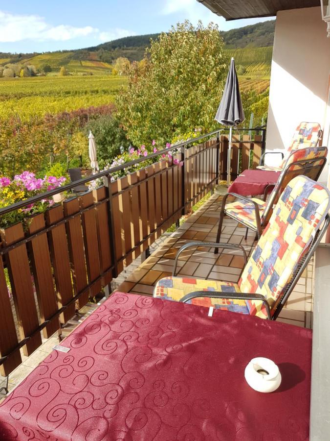 Ferienweinhaus Roemer-Knodt เคิร์ฟ ภายนอก รูปภาพ